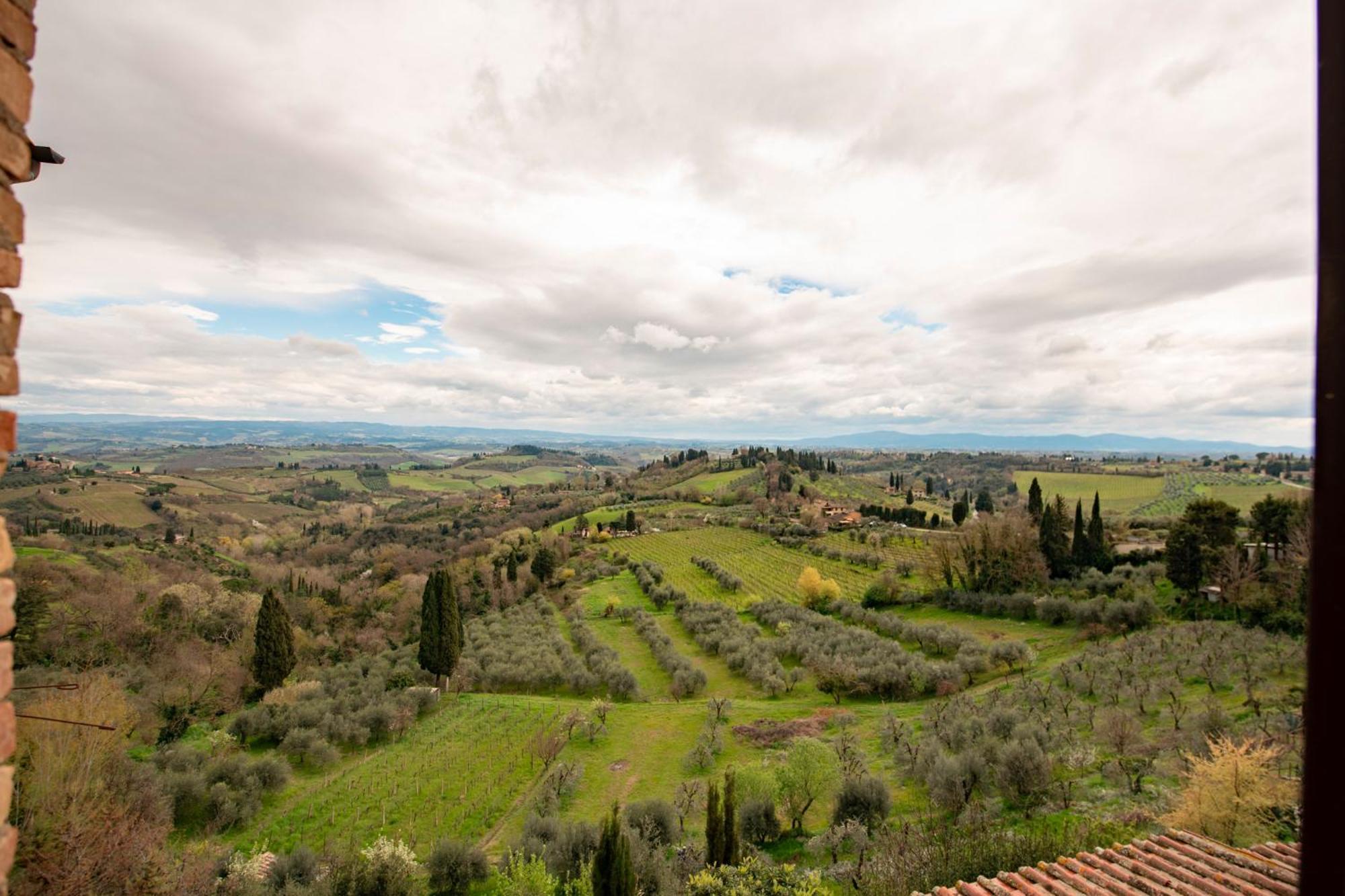 Bellavista Free Parking City Center San Gimignano Exterior foto
